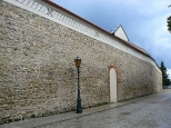 Mury klasztoru sistr Klarysek.