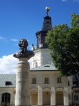 Siedlce, pomnik Tadeusza Kościuszki przed ratuszem.