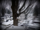 zimowy cmentarz parafialny