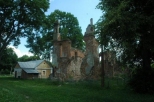Ruiny gotyckiego kościoła Świętej Trójcy