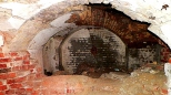 Podziemia ruin II fortu Twierdzy Osowiec...