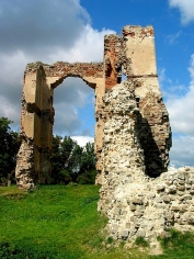 Ryzalit północny biskupiej rezydencji. Bodzentyn