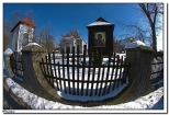 Witaszyce - koci w. Trjcy  potocznie nazywany jako May koci , obok drewniana dzwonnica
