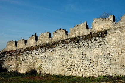 Szydłów - mury obronne