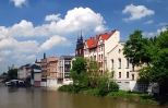 Widok na Opole z mostu groszowego.