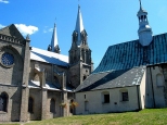 Dwa kościoły w Sulisławicach