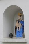 Figurka z kapliczki w skansenie w Jurowcach