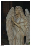 Tykadłów. Figurka kobiety - anioła