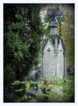 na tomaszowskim cmentarzu