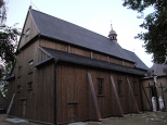 Drewniany kościół w Pieraniu