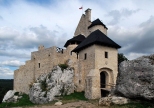 Bobolice-odbudowany zamek królewski.