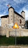 Bobolice-odbudowany zamek królewski.