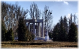 Glorieta i obelisk na Cmentarzu oficerw Armii Radzieckiej
