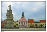 Rydzyna - barokowy plan miasta _ pomnik Trjcy witej oraz barokowy ratusz z 1752 r.