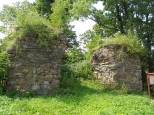 Ruiny pieca hutniczego w lemieniu