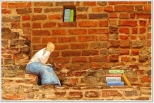 na murach siedzą i książki czytają