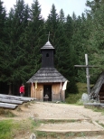 Kapliczka w Dolinie Chochoowskiej