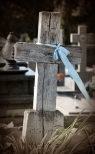 Stary krzyż na cmentarzu prawosławnym
