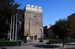 Krapkowice - Baszta i pomnik