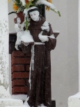 Figura zakonnika w kapliczce