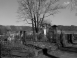 Zabytkowa nekropolia z XIX w.