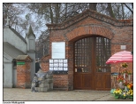 Ostrw Wielkopolski - stary cmentarz (brama gwna)
