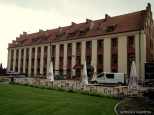 Paac Marysieki z XVII w. zbudowany przez starost gniewskiego Jana Sobieskiego pniejszego krla Polski dla swojej ony Marii Kazimiery - obecnie hotel.
