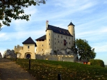 Odbudowany zamek w Bobolicach