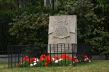 Warszawa - Pomnik na terenie Ogrdka Jordanowskiego