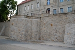 Krapkowice - Mur zamkowy i taras zamkowy odnowiony 2012