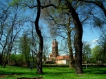 zabytkowa wiea cinie w parku Jerzmanowskich w Prokocimiu - Krakw