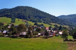 Widok na wieś Łosie w Beskidzie Niskim.