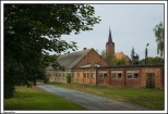 Pogorzelica - neogotycki kościół pw. św. Wojciecha Biskupa i Męczennika z 1886 r.