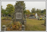 Pogorzelica - stary cmentarz przykościelny