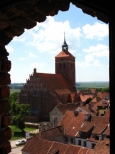 Reszel - widok z zamku na kościół śś. Piotra i Pawła