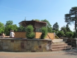 Popularna fontanna GRZYBEK