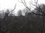Widok na ruiny koo zamku Ksi