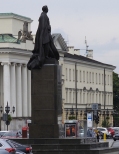 Paac Komisji Rzdowej Przychodw i Skarbu i pomnik Sowackiego