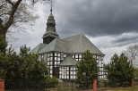 Brzezie - Kościół szachulcowy św. Wawrzyńca z 1812 r.