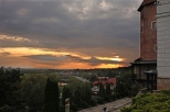 Sandomierz, zachód słońca z murów obronnych