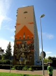 Blok z muralem Zawackiej