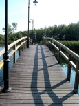 Mostek przez jezioro