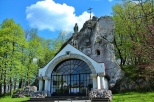 Sanktuarium Matki Bożej Skałkowej.