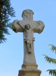 Krzyż przy kościele MB Różańcowej