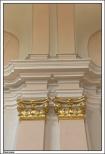Bieniszew - barokowy kościół p.w. Narodzenia N.M.P. - fragment wnętrza
