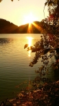 zachód słońca na wyspie skalistej - Jezioro Solińskie