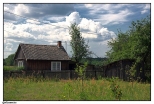 Goliszowiec - typowa zabudowa wsi składająca się z drewnianych chat