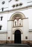 Neoromaski portal i wejcie do bazyliki w. Wojciecha.