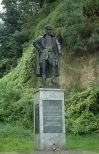 Opatowiec - pomnik Marszałka