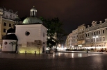 Krakowski rynek w nocy